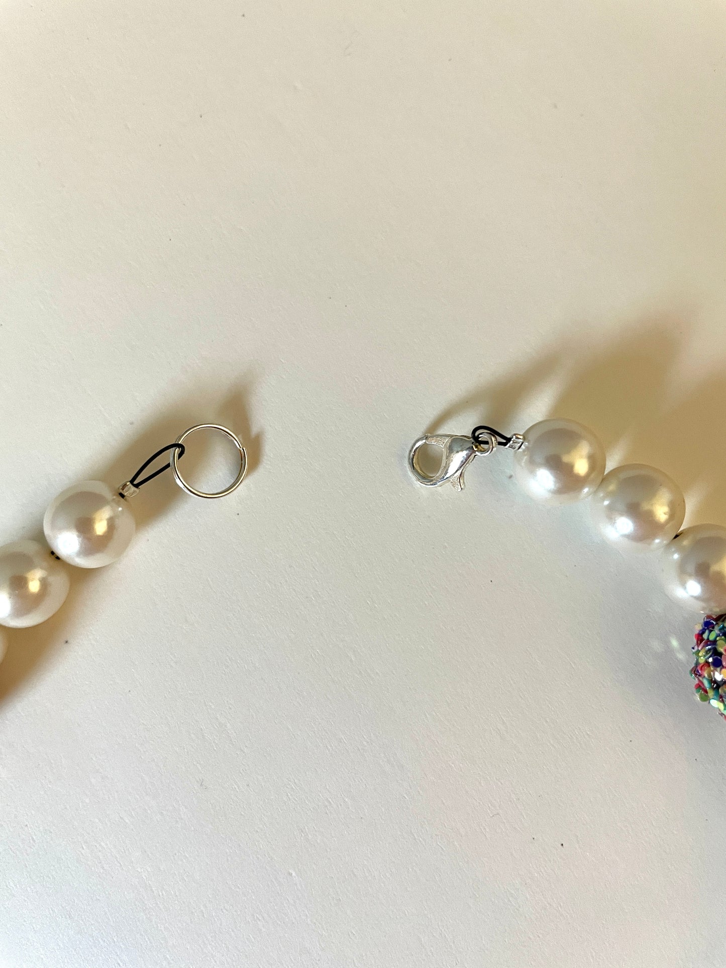 Necklace - Faux Pearl with Glitter